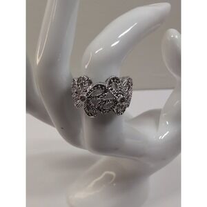 Lia Sophia Abloom Ring Silver Tone and Cubic Zirconia 1.2ct Floral Design Size 5